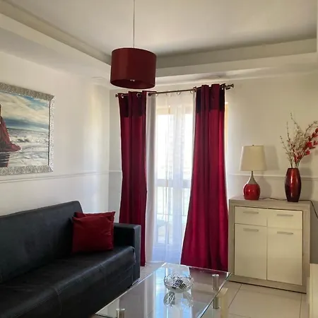 Marsascala Seafront Apartment Kappara